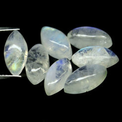 Kamień księżycowy kaboszon 12x6 mm 7 szt.