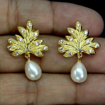 Kolczyki z perłami i cyrkoniami