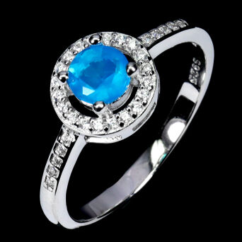 Pierścionek z opalem i cyrkoniami