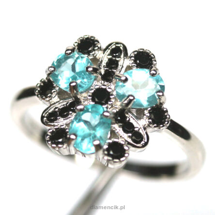 Pierścionek z apatytami i spinelami