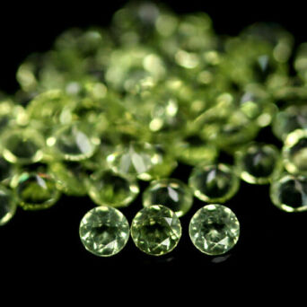 Perydot oliwin fasetowany 2,5 mm 54 szt.