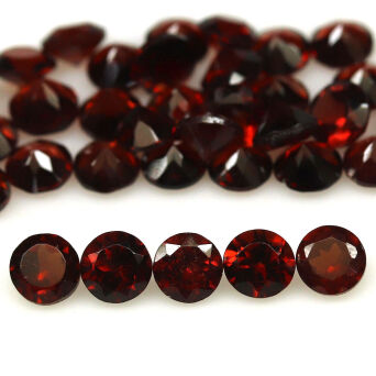 Granat fasetowany 3 - 2,9 mm 36 szt.